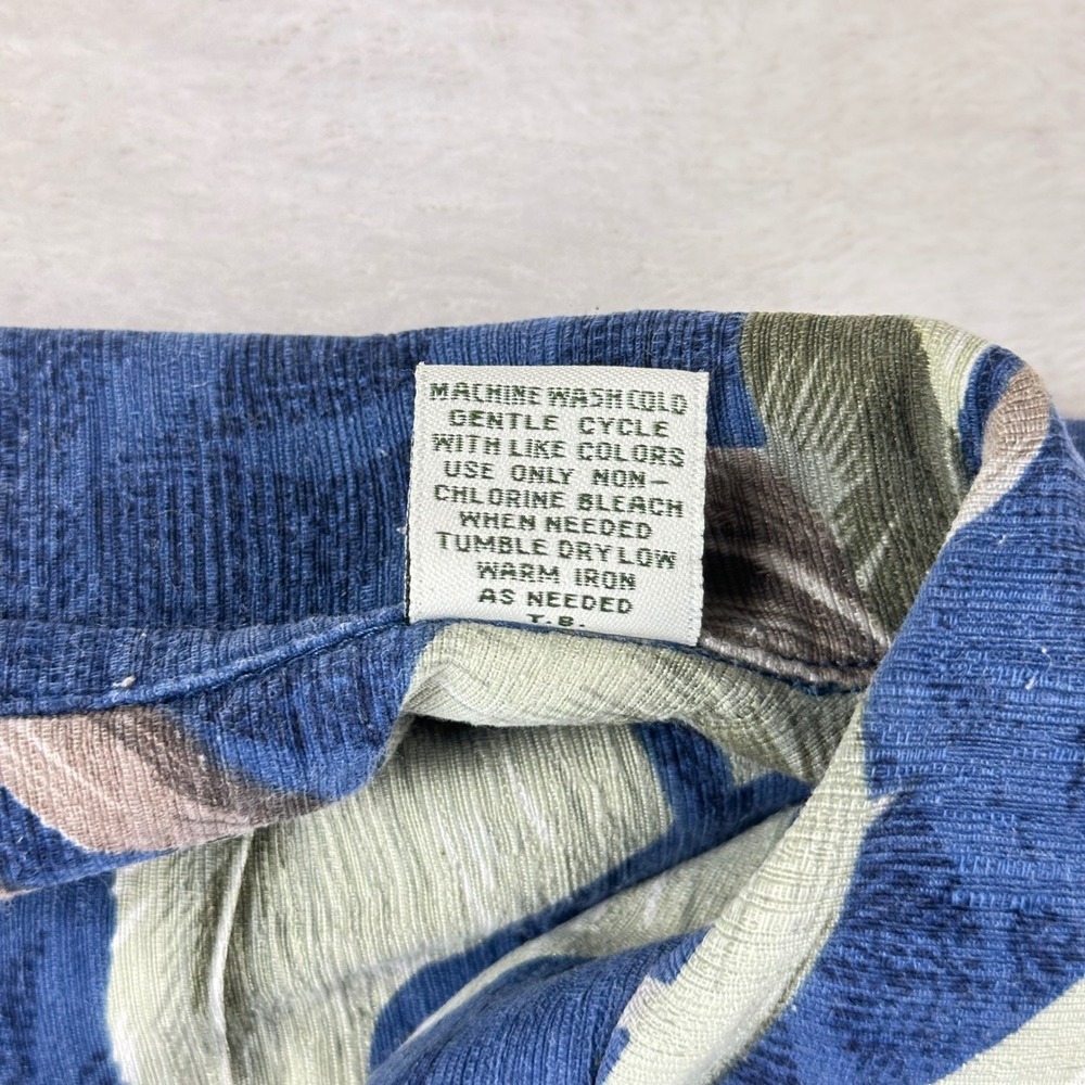 Batik Bay Button Up Mens Relaxed S Blue Tropical Silk Camp Shirt 100% Silk - Picture 5 of 10